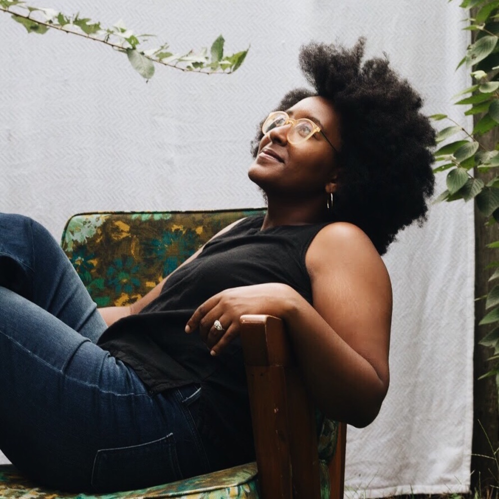 Meet your Posher, Yolandra